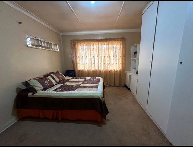 3 BEDROOM HOUSE FOR SALE IN SELCOURT